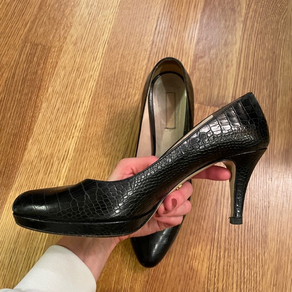 Prada Faux Crocodile Platform Pumps, Size 41 - Picture 4 of 13